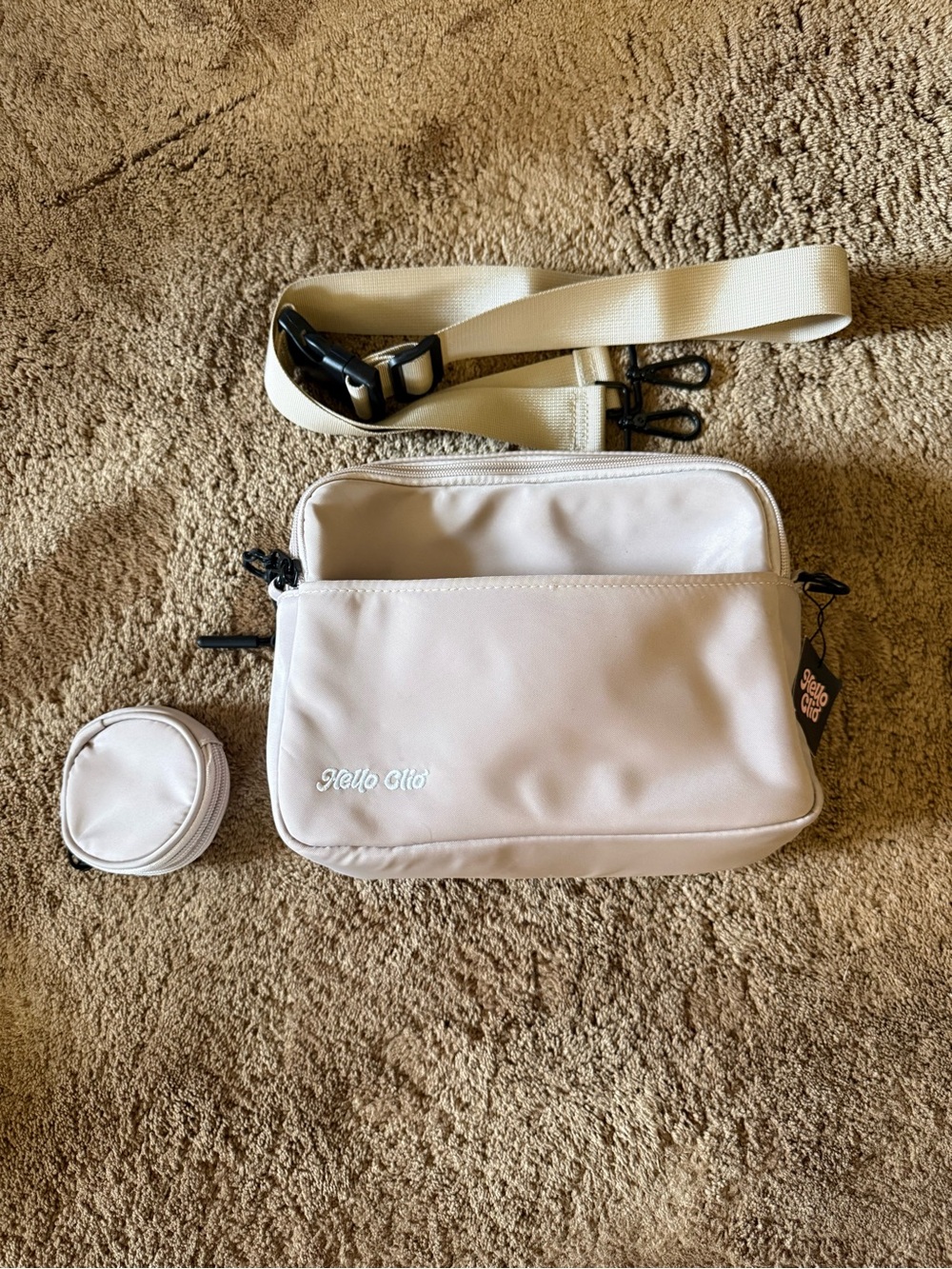 NWT Hello Clio Double Scoop Kindle Bag - Iced Coffee